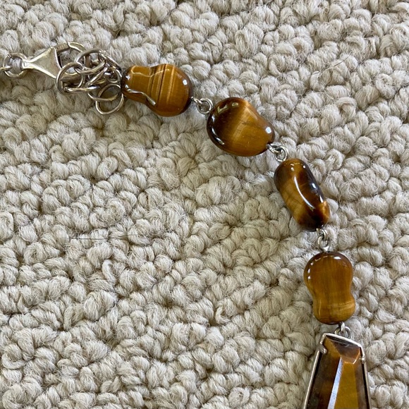 Ross-SimonTiger’s Eye statement necklace; sterling silver settings and clasp. - Picture 3 of 6